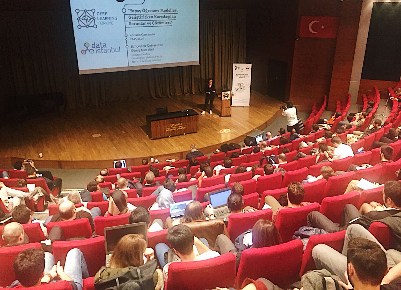 Data İstanbul & Deep Learning Türkiye - Bahçeşehir Üniversitesi